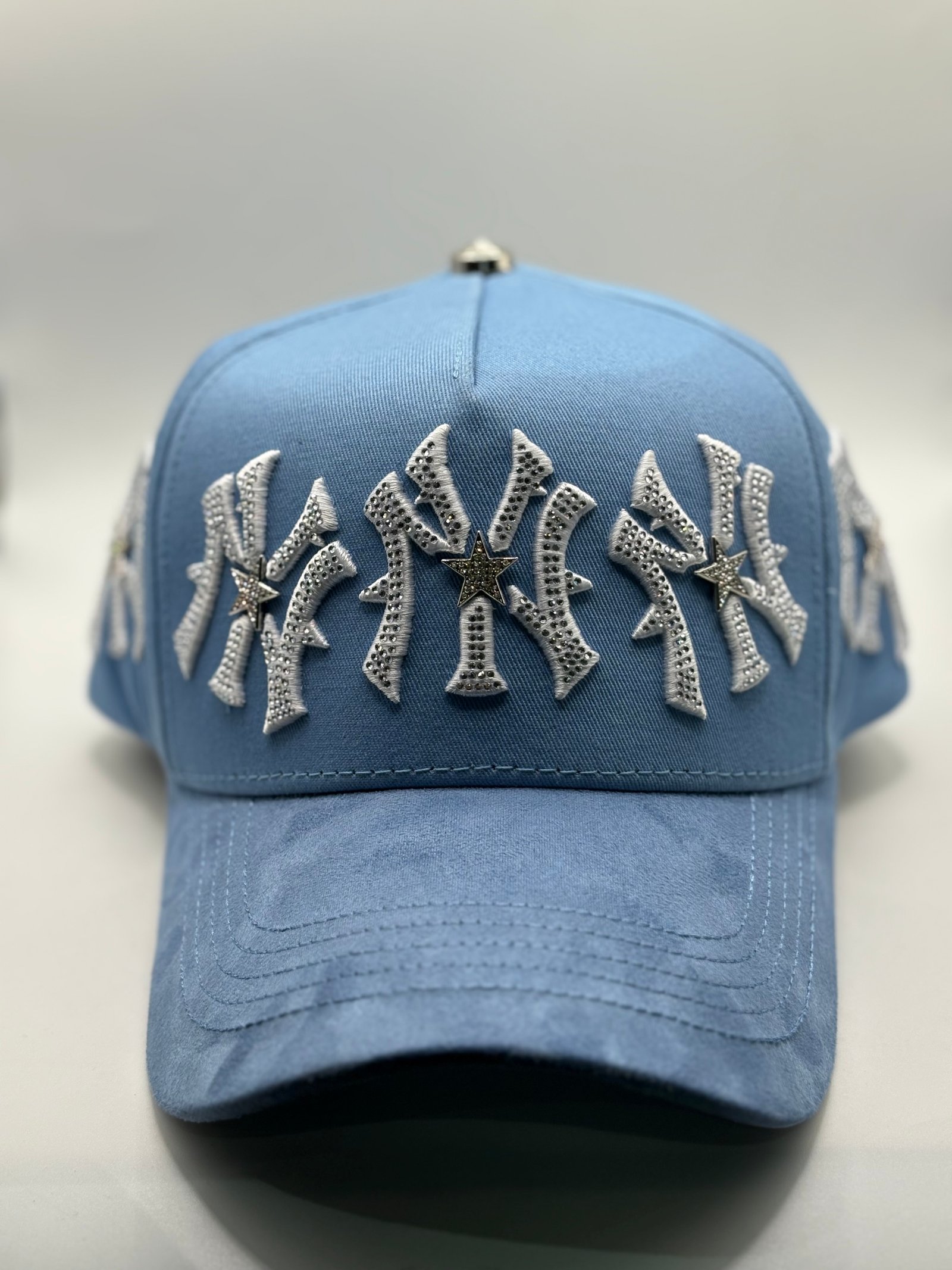 Star club Frozen All Around