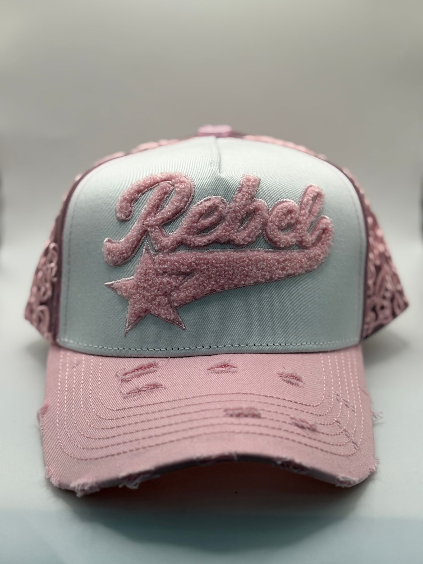 Rebel Hats Just líes