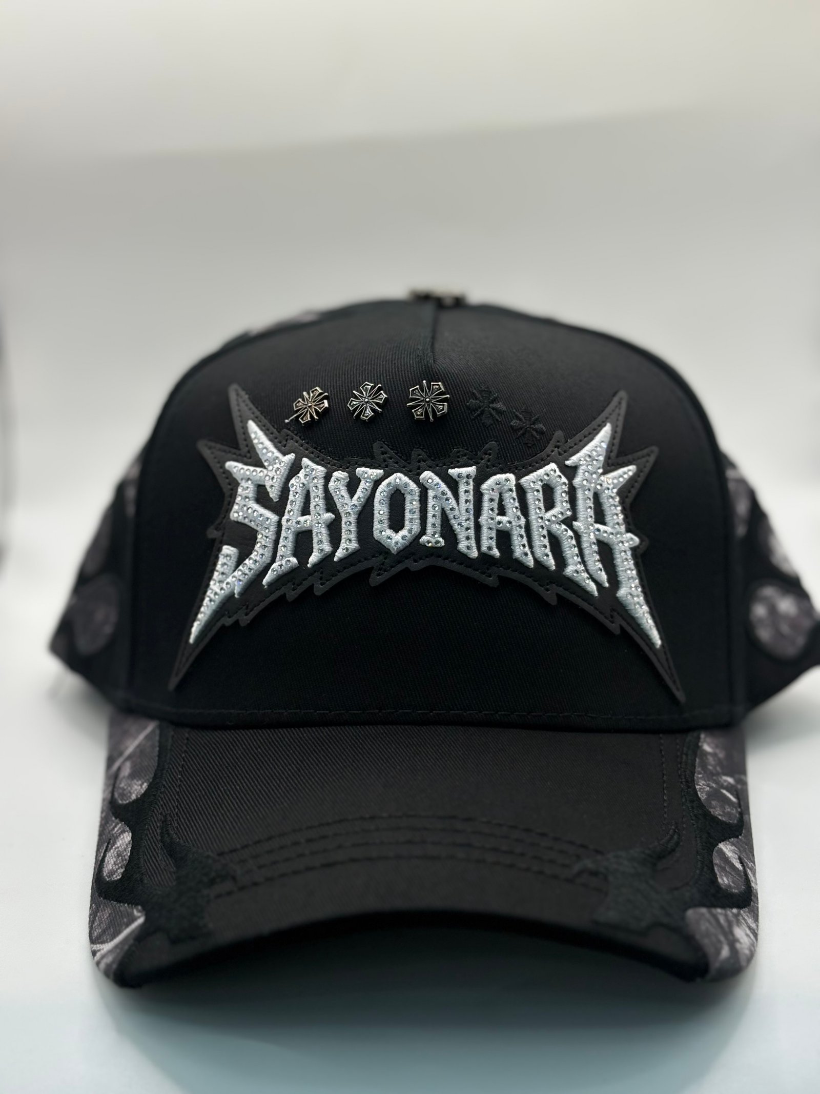 Báez x Shifu Sayonara