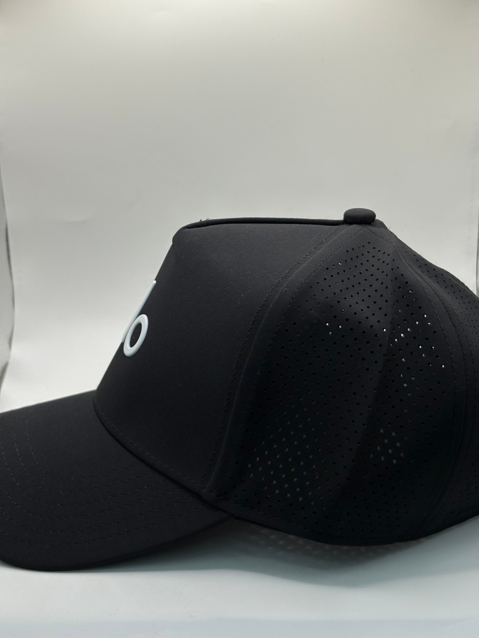 Gorra ALO Blanco y negro - foto 3