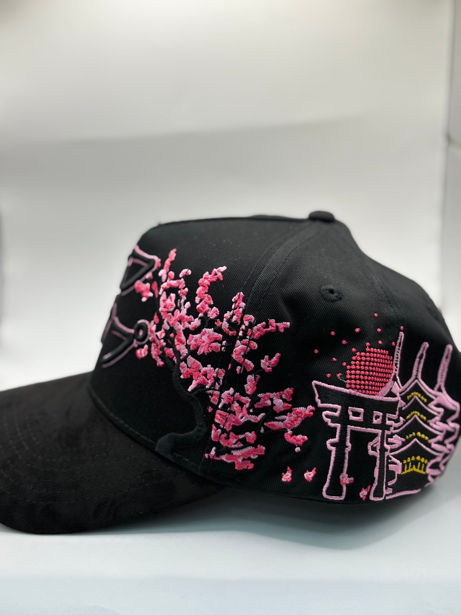 Off Problematic sakura Black - foto 2